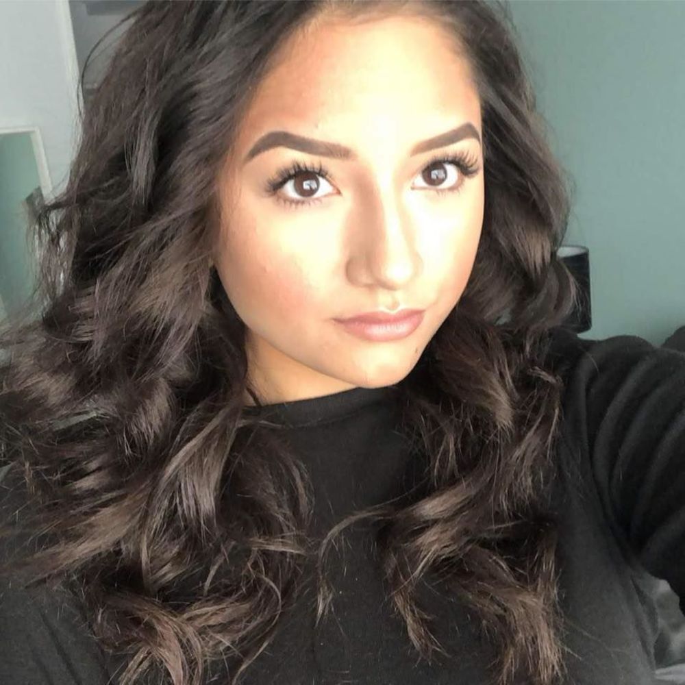 Meet your Posher, Carina